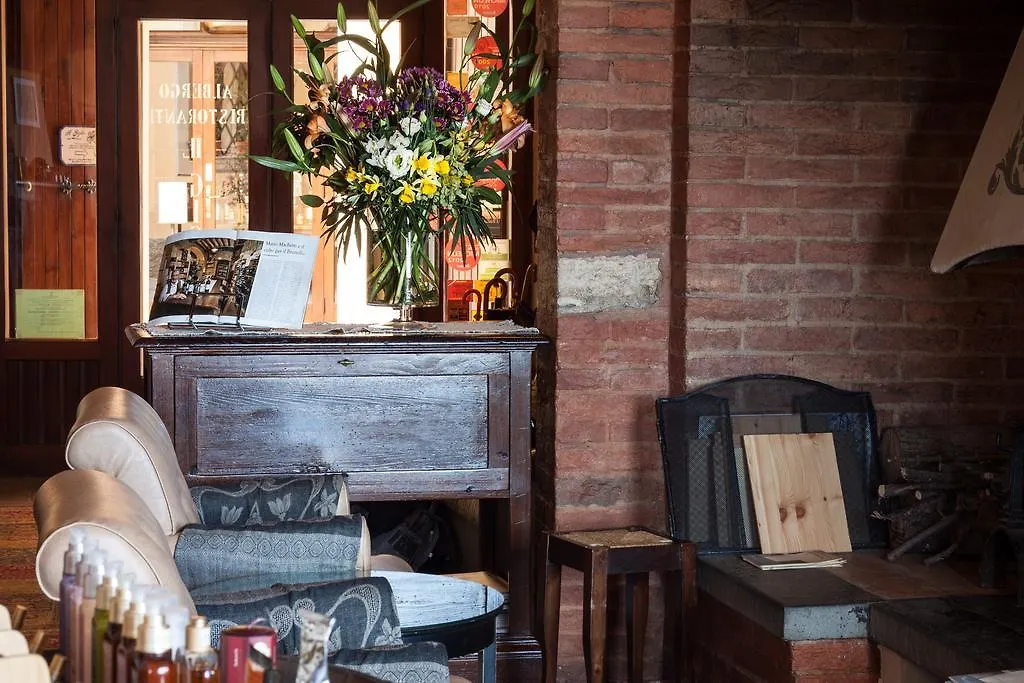 Albergo Il Giglio Montalcino 3*,